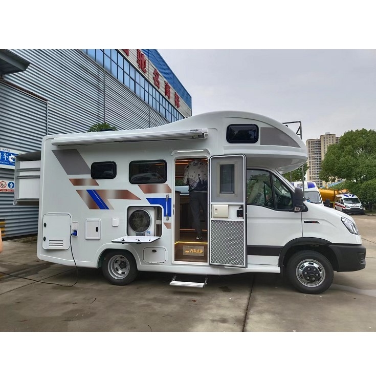 Караван жилого фургона 130km/h 1VECO 4x2 на открытом воздухе RV Motorhome на открытом воздухе
