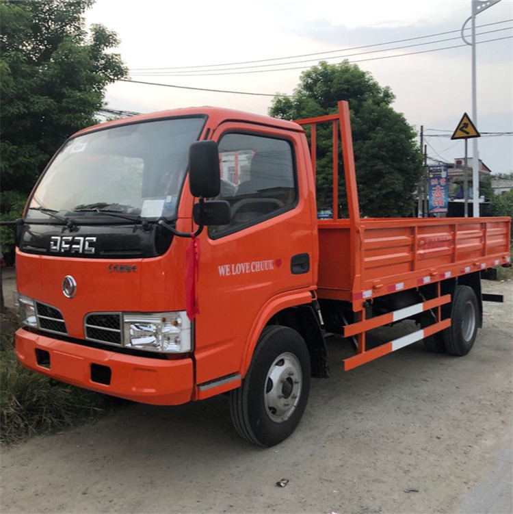 тип дизельного топлива тележки 82hp 4*2 фургонов груза обязанности света 100Km/h