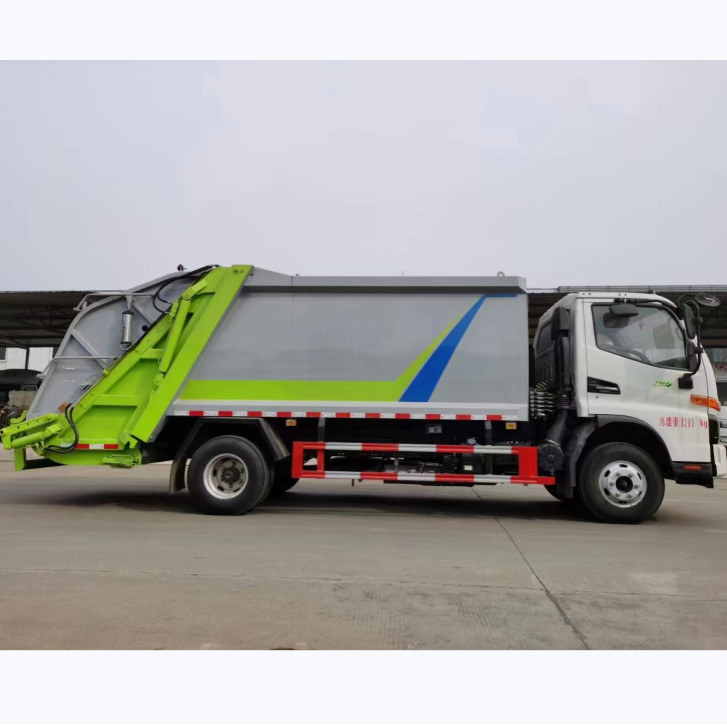 Китайская марка Dongfeng Малый компрессорный мусоровоз с 6,50-16 шинами и запасными