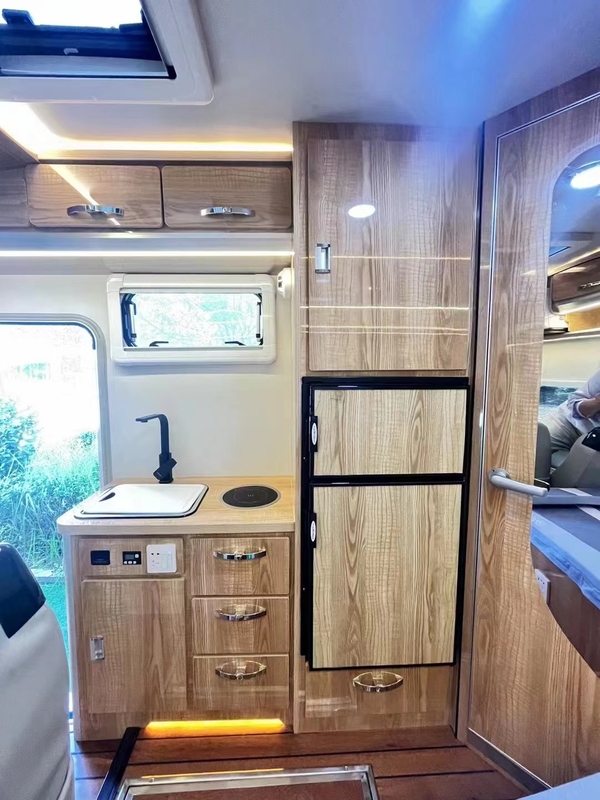 6 человек на заказ ISUZU Автомобили RV Караван Ван Мобильный туристический автомобиль Евро VI