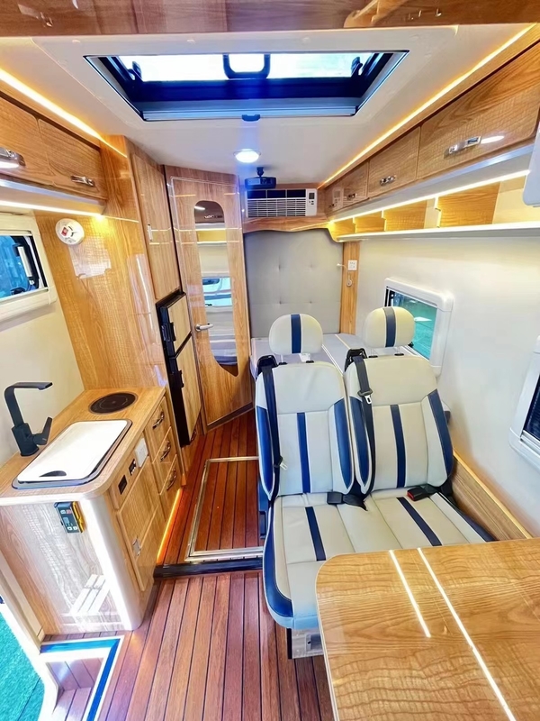 Структура стальной рамы RV Caravan Van 5998*2480*3250 Включая шину 235/75R17.5 16PR