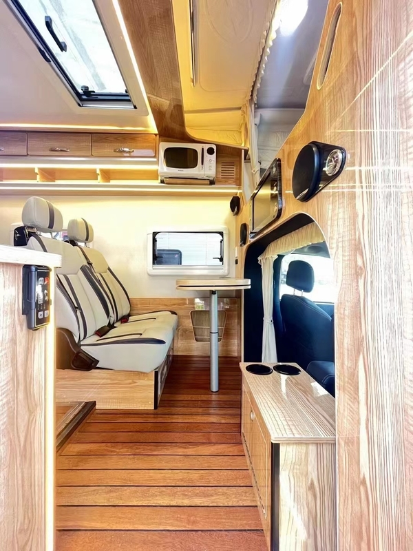 Структура стальной рамы RV Caravan Van 5998*2480*3250 Включая шину 235/75R17.5 16PR