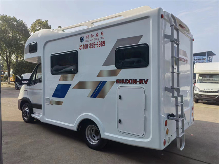 Мобильный туристический грузовик RV караван фургон с двигателем 190 л.с. Максимальная полезная нагрузка 7042 кг