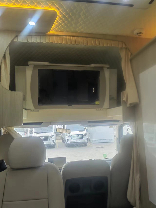 По заказам YUEJIN 4x2 Luxury RV Vacation Car / Motor Caravan Продажа в Саудовской Аравии