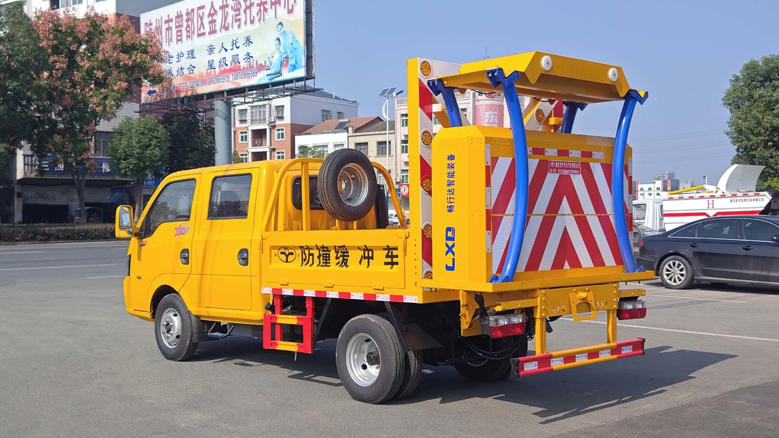 Буферный грузовик Dongfeng 101 Max Speed Антиколлизионный буферный аттенуатор