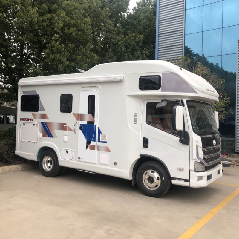 Караван автоматической передачи 4*2 Motorhome RV жилого фургона Yuejin Foton на открытом воздухе