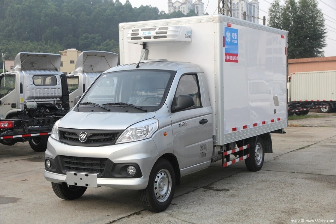 2 Refrigerated тележки Foton бензина тонны типа Refrigerated замораживателя Van топлива