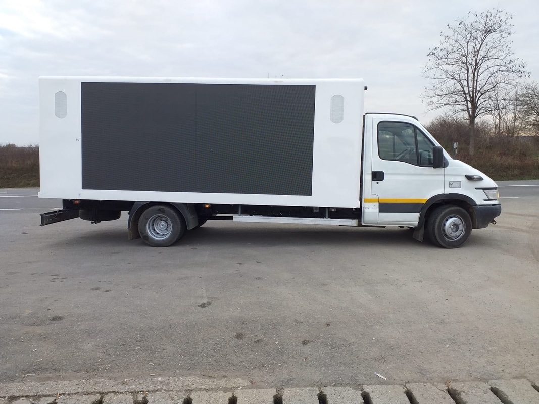 Китайский бренд Мобильный рекламный автомобиль P4 P5 P6 P8 P10 LED-экранный грузовик