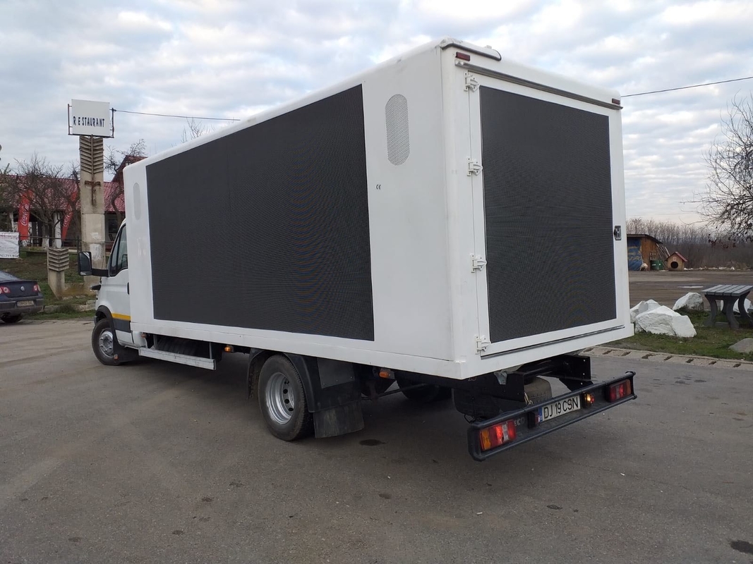 Китайский бренд Мобильный рекламный автомобиль P4 P5 P6 P8 P10 LED-экранный грузовик